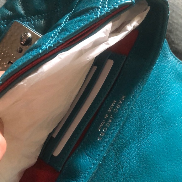 MARC JACOBS Turquoise small clutch w/ chain strap - Picture 4 of 4